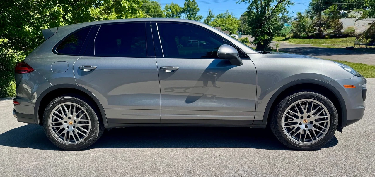 2016 Porsche 958 Cayenne S - Image 11 of 13