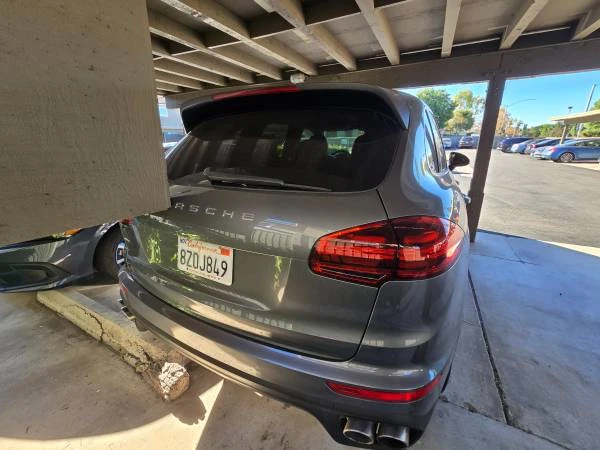 2016 Porsche 958 Cayenne S - Image 4 of 6