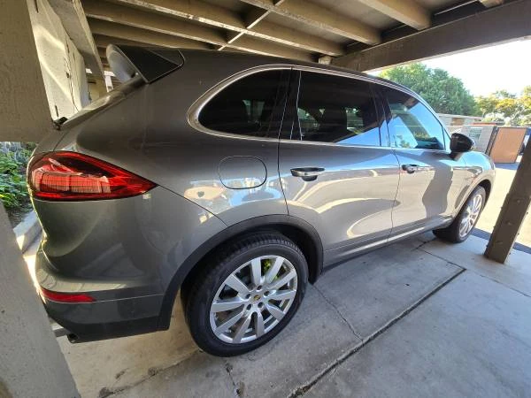 2016 Porsche 958 Cayenne S - Image 3 of 6