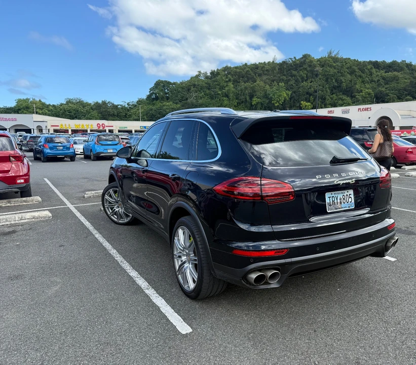 2016 Porsche 958 Cayenne - Image 3 of 20