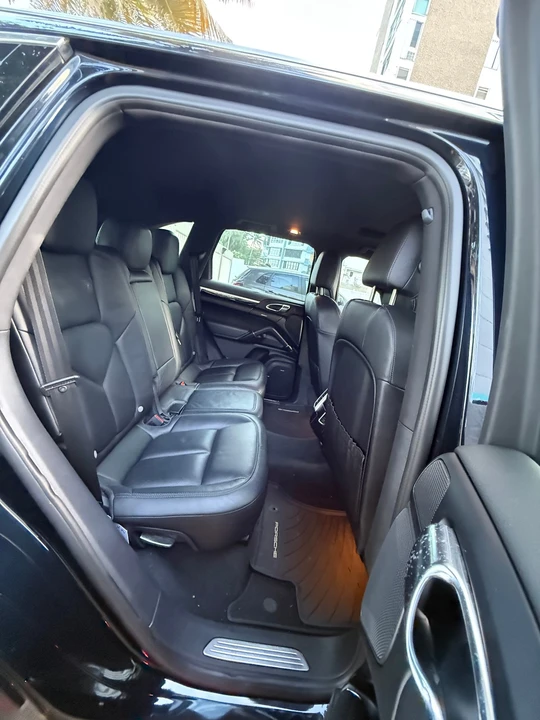2016 Porsche 958 Cayenne - Image 9 of 20