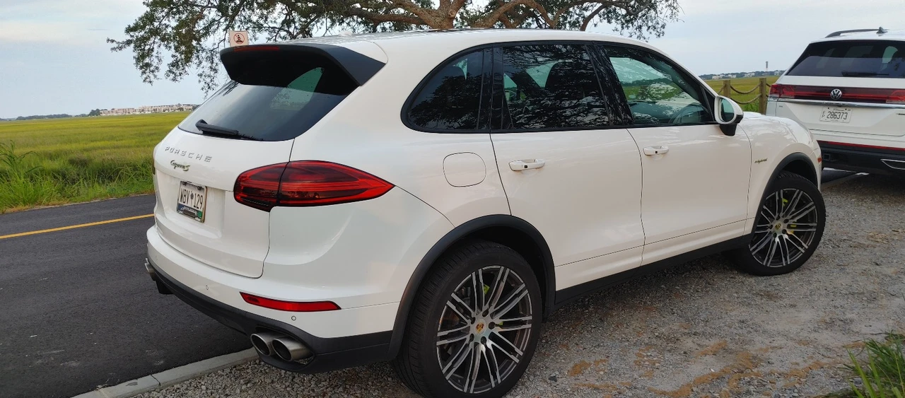 2016 Porsche 958 Cayenne - Image 4 of 20