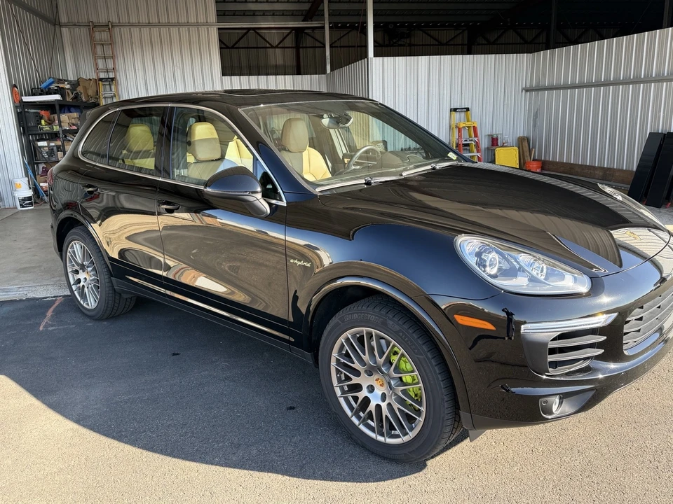 2016 Porsche 958 Cayenne S - Image 6 of 18