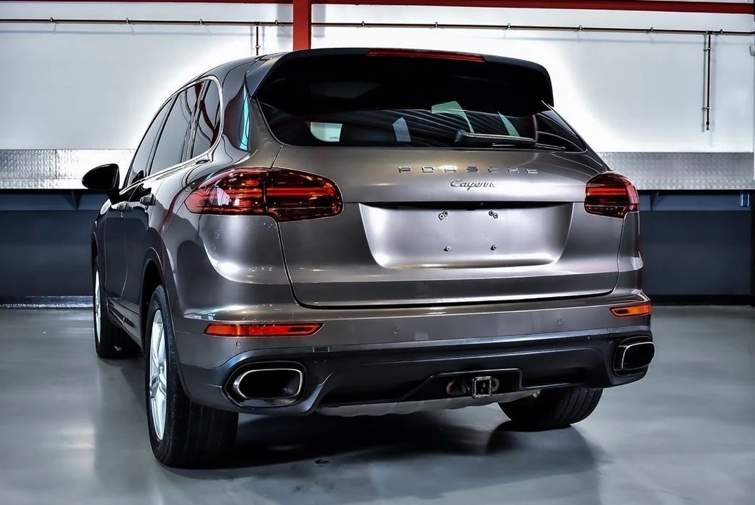 2016 Porsche 958 Cayenne - Image 16 of 30