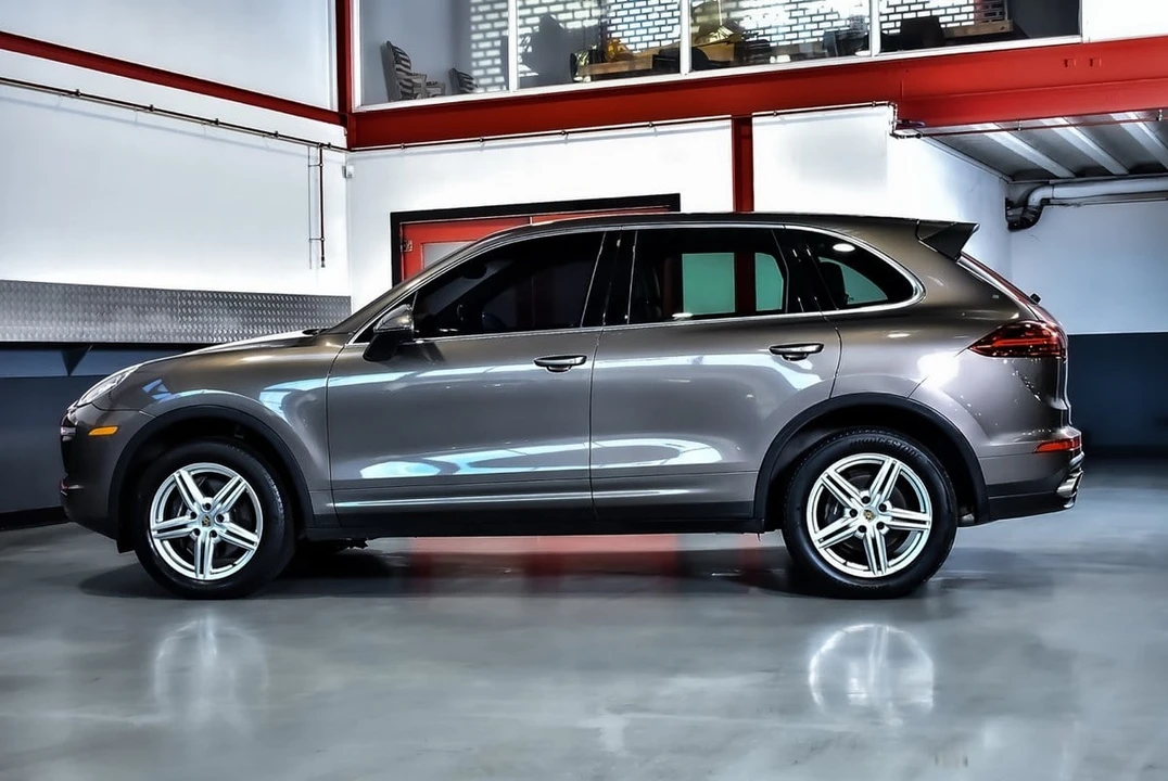 2016 Porsche 958 Cayenne - Image 22 of 30