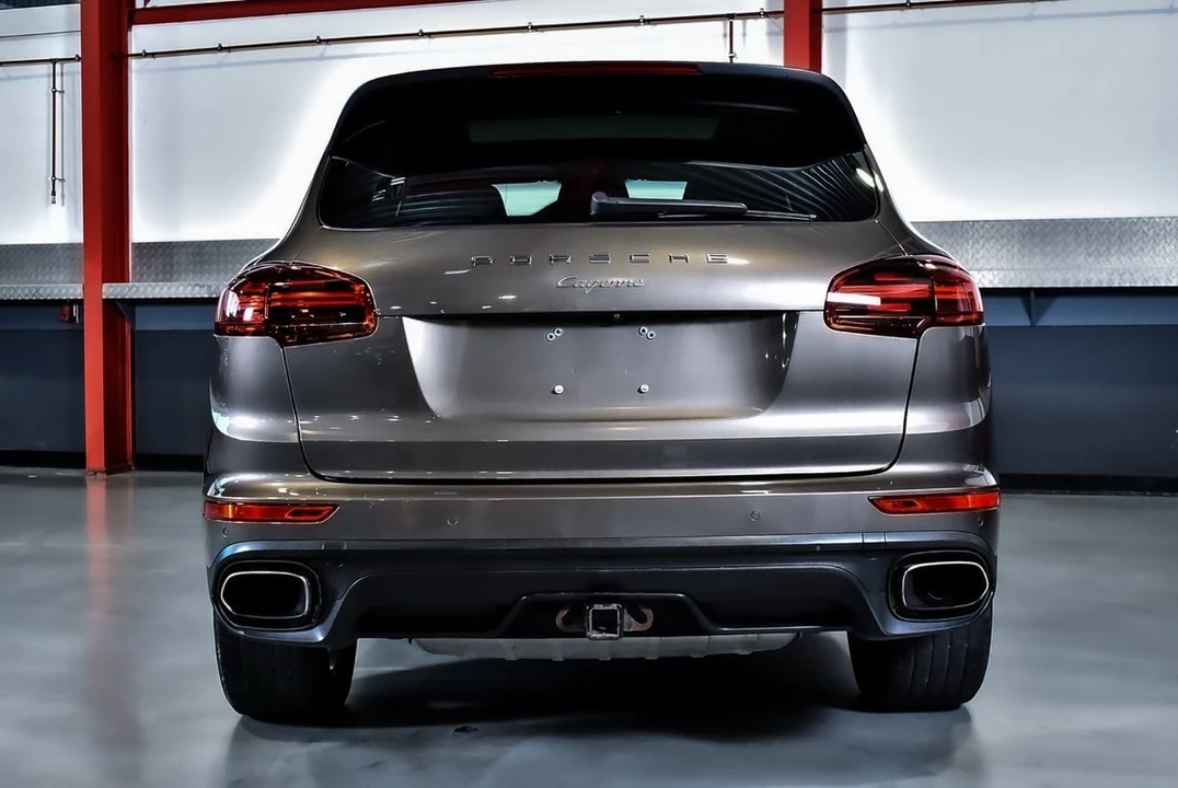 2016 Porsche 958 Cayenne - Image 14 of 30