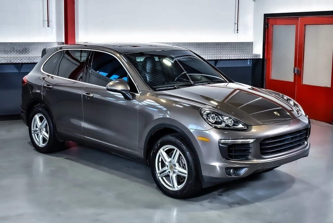 2016 Porsche 958 Cayenne - Image 4 of 30