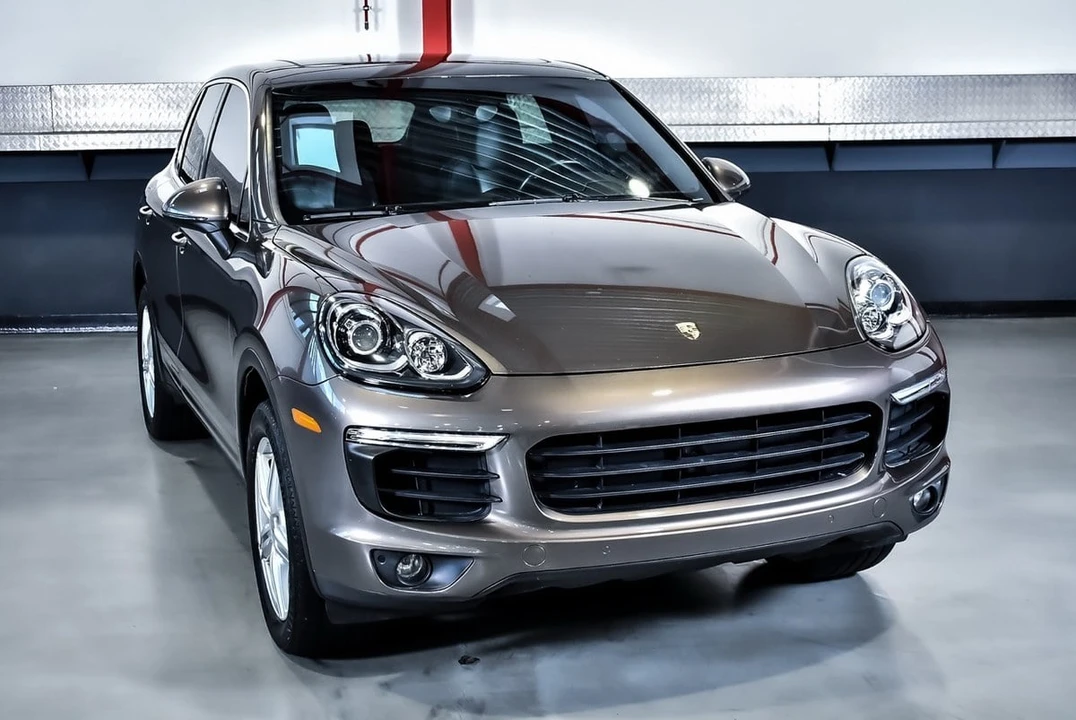 2016 Porsche 958 Cayenne - Image 3 of 30