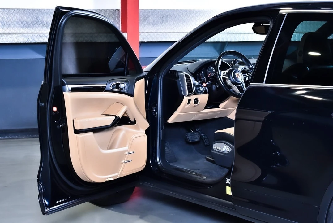 2016 Porsche 958 Cayenne - Image 23 of 31