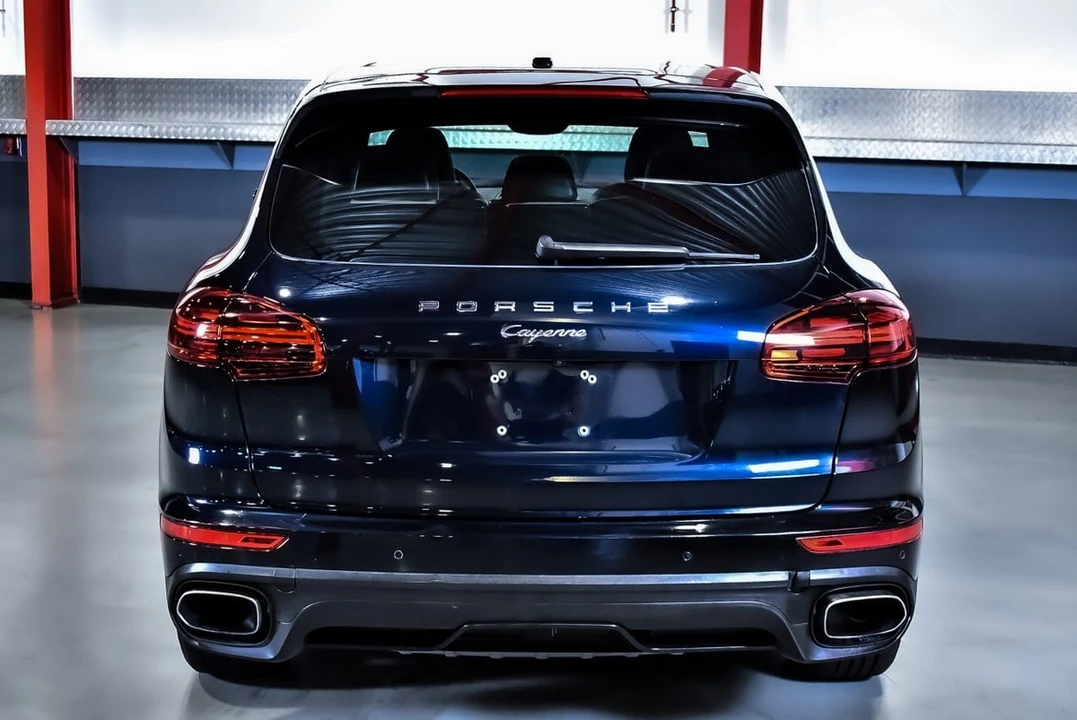 2016 Porsche 958 Cayenne - Image 10 of 31