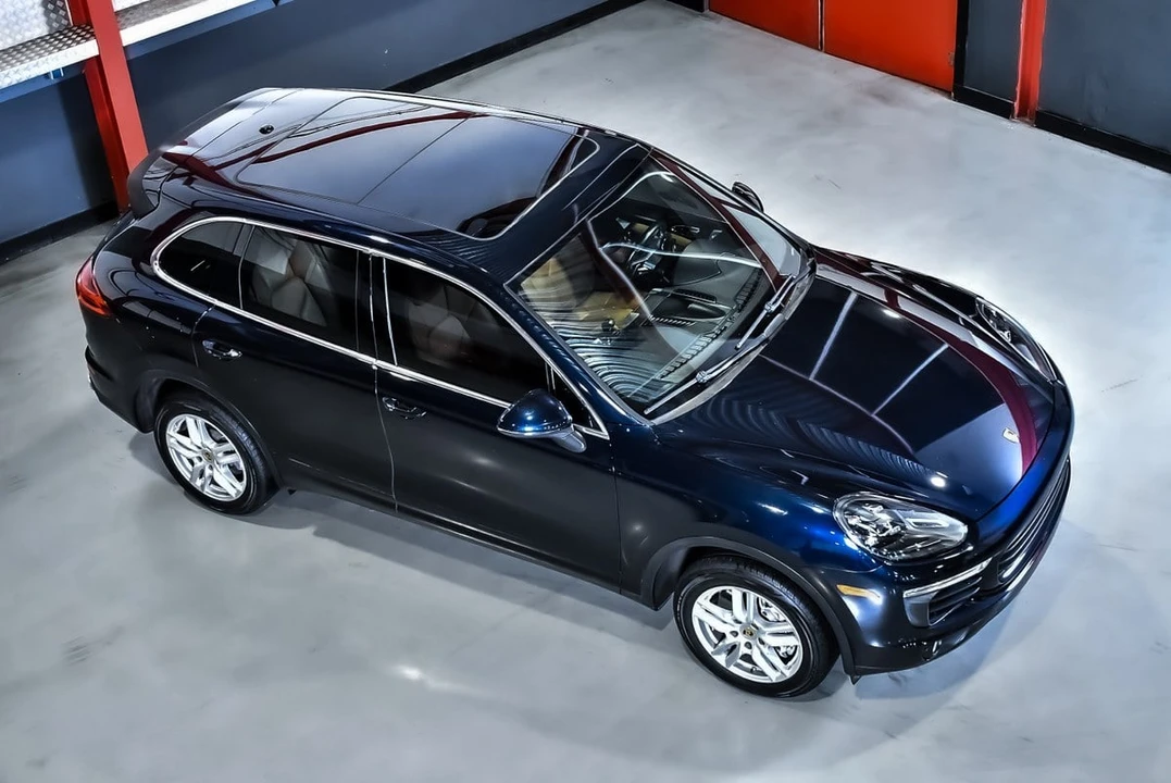 2016 Porsche 958 Cayenne - Image 9 of 31