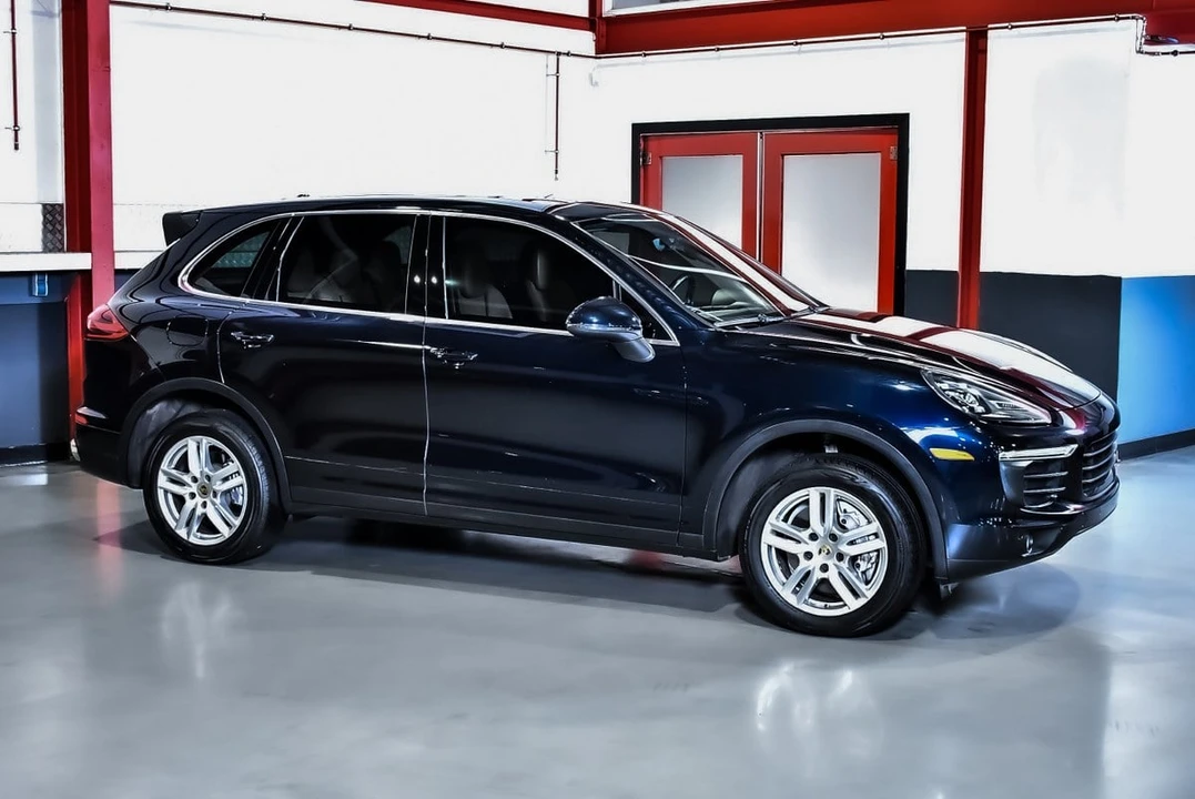 2016 Porsche 958 Cayenne - Image 6 of 31