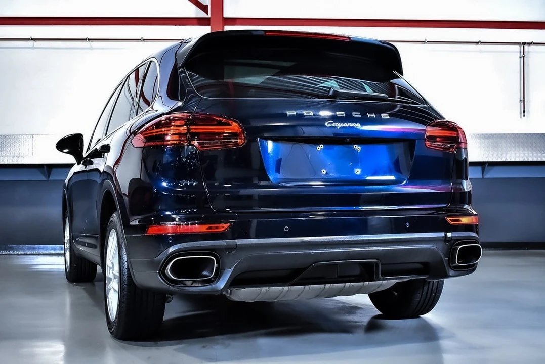 2016 Porsche 958 Cayenne - Image 11 of 31