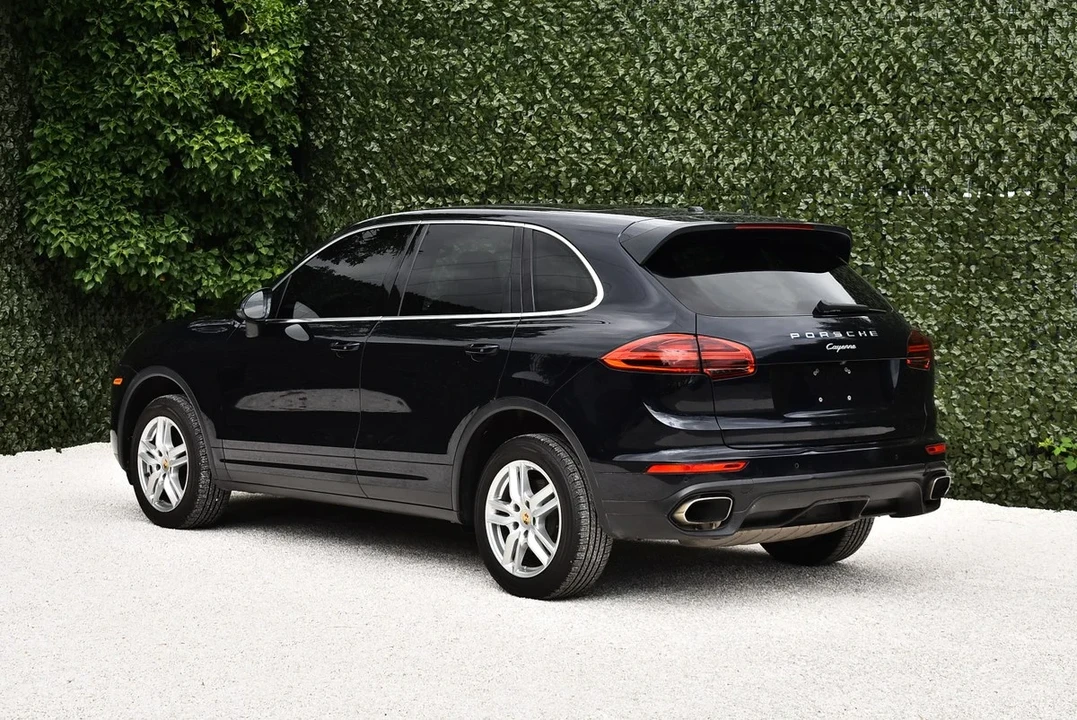 2016 Porsche 958 Cayenne - Image 11 of 31