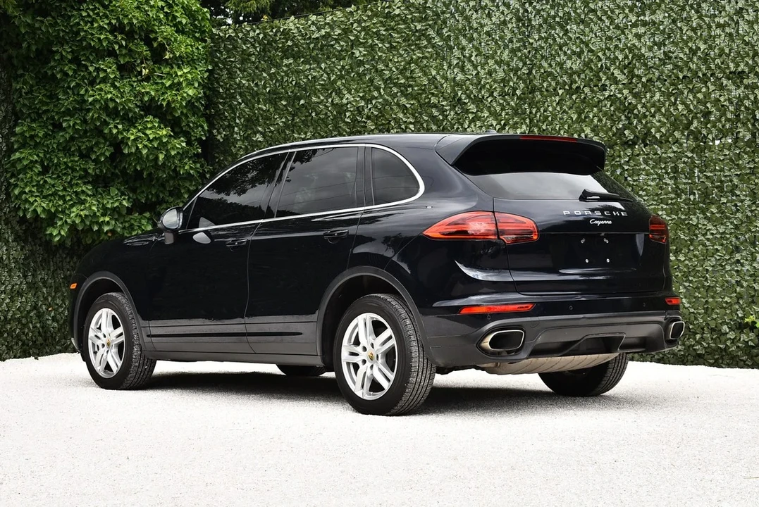 2016 Porsche 958 Cayenne - Image 12 of 31