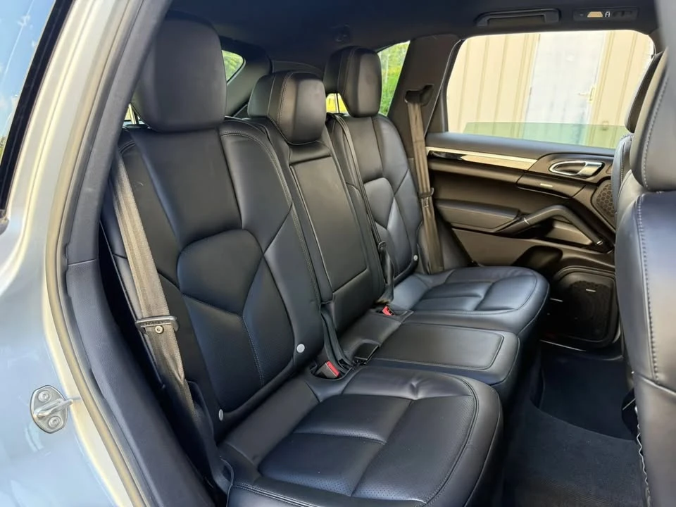 2016 Porsche 958 Cayenne - Image 10 of 20