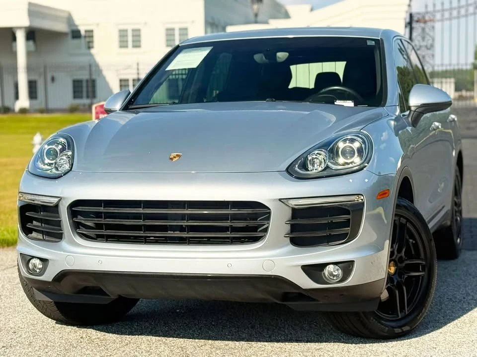 2016 Porsche 958 Cayenne - Image 2 of 20