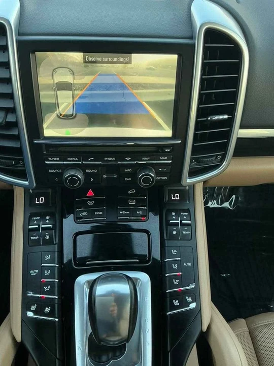 2016 Porsche 958 Cayenne - Image 19 of 20