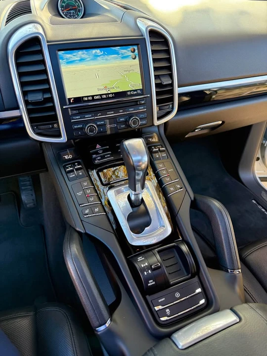 2016 Porsche 958 Cayenne - Image 12 of 20
