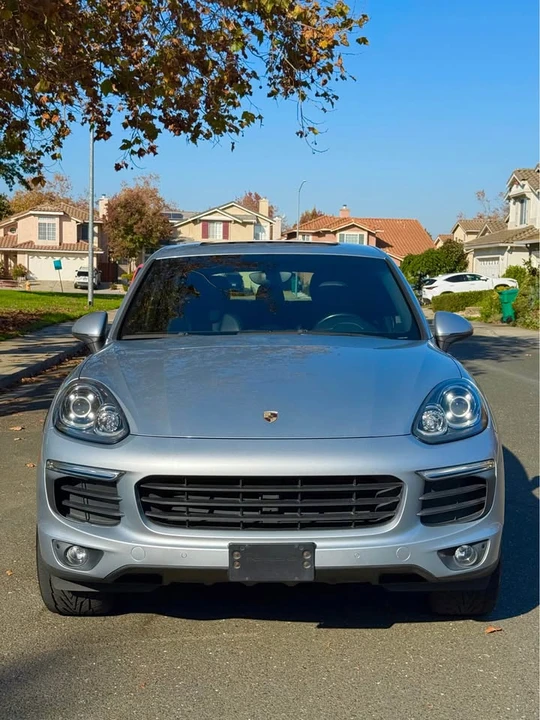 2016 Porsche 958 Cayenne - Image 11 of 20