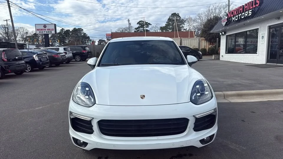 2016 Porsche 958 Cayenne - Image 2 of 20