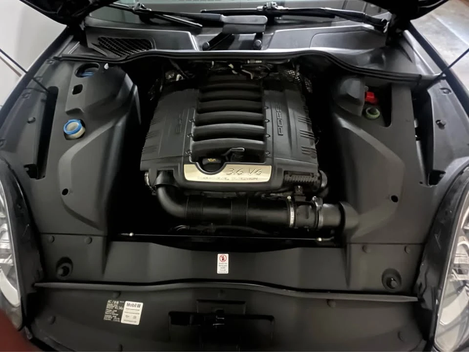 2016 Porsche 958 Cayenne - Image 17 of 18