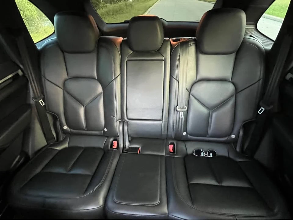 2016 Porsche 958 Cayenne - Image 14 of 18