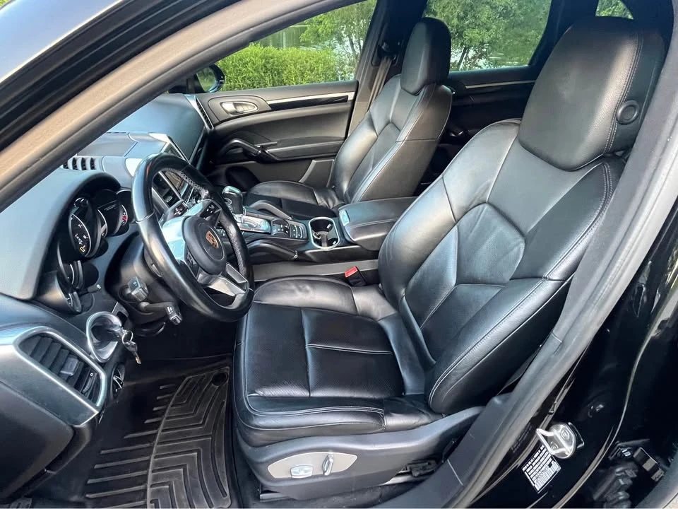 2016 Porsche 958 Cayenne - Image 10 of 18