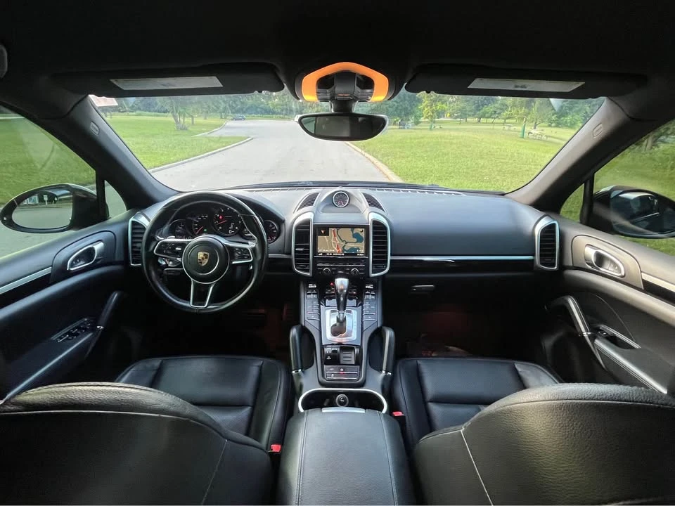 2016 Porsche 958 Cayenne - Image 11 of 18
