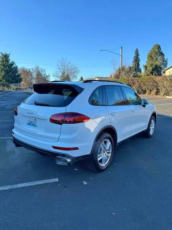 2016 Porsche 958 Cayenne - Image 4 of 12