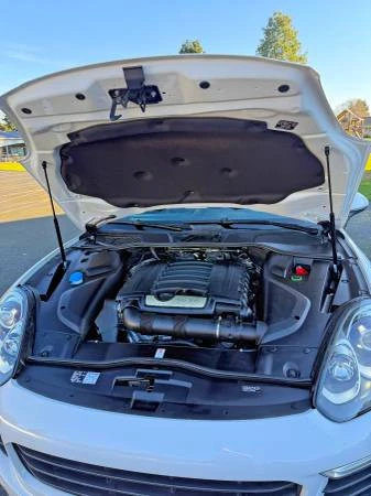 2016 Porsche 958 Cayenne - Image 7 of 12