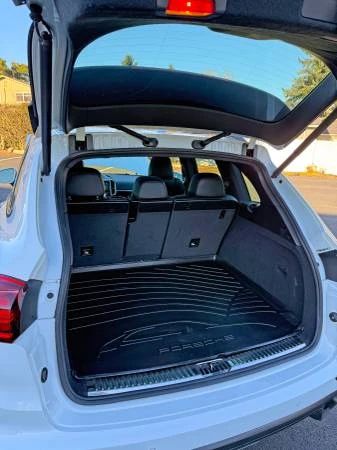 2016 Porsche 958 Cayenne - Image 11 of 12