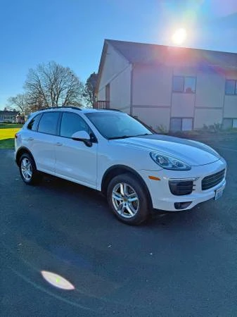 2016 Porsche 958 Cayenne - Image 4 of 11