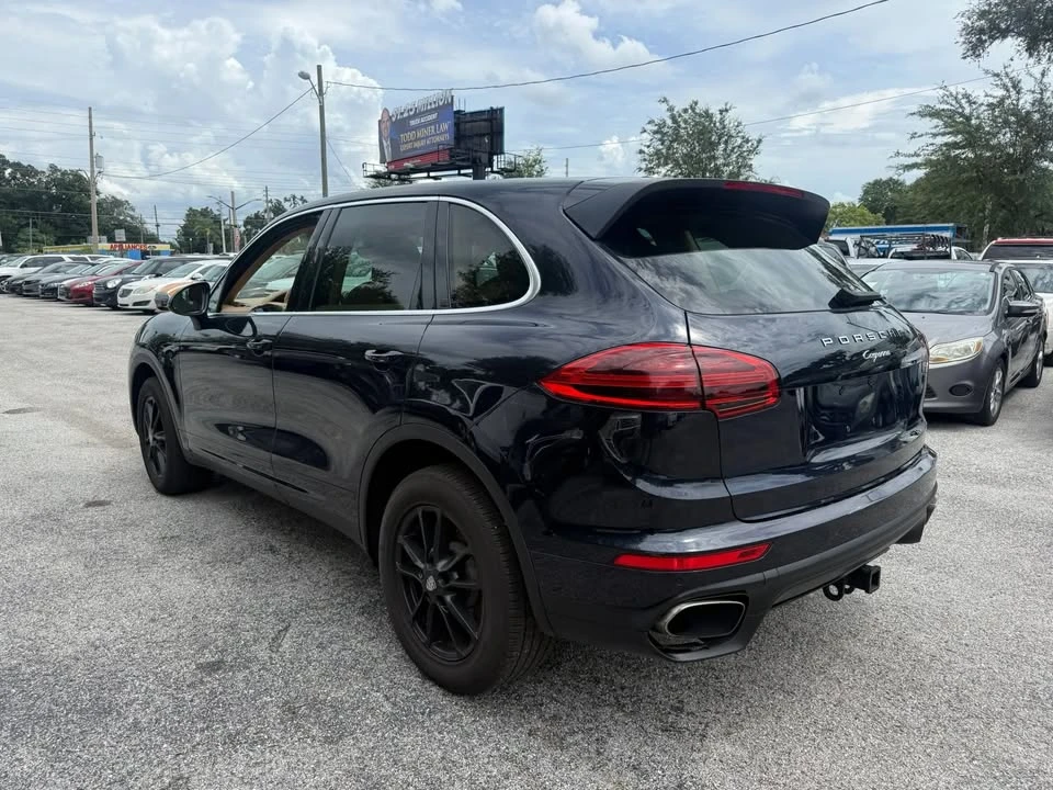 2016 Porsche 958 Cayenne - Image 8 of 13
