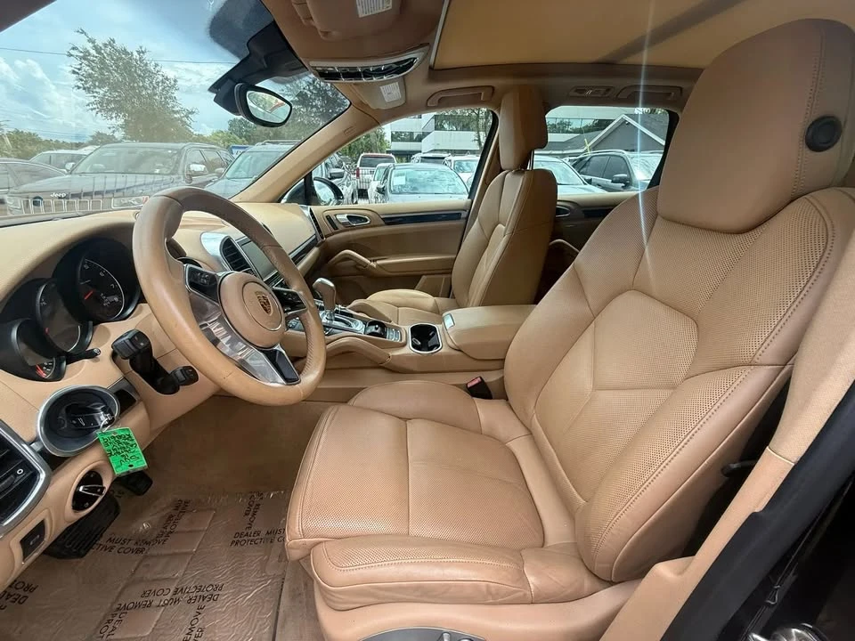 2016 Porsche 958 Cayenne - Image 11 of 13