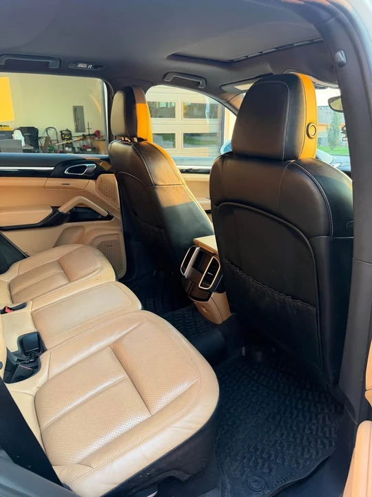 2016 Porsche 958 Cayenne - Image 6 of 6