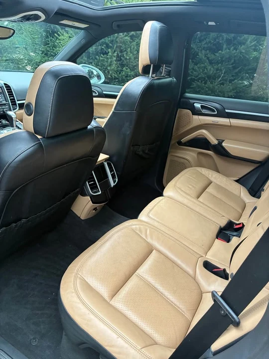 2016 Porsche 958 Cayenne - Image 8 of 13