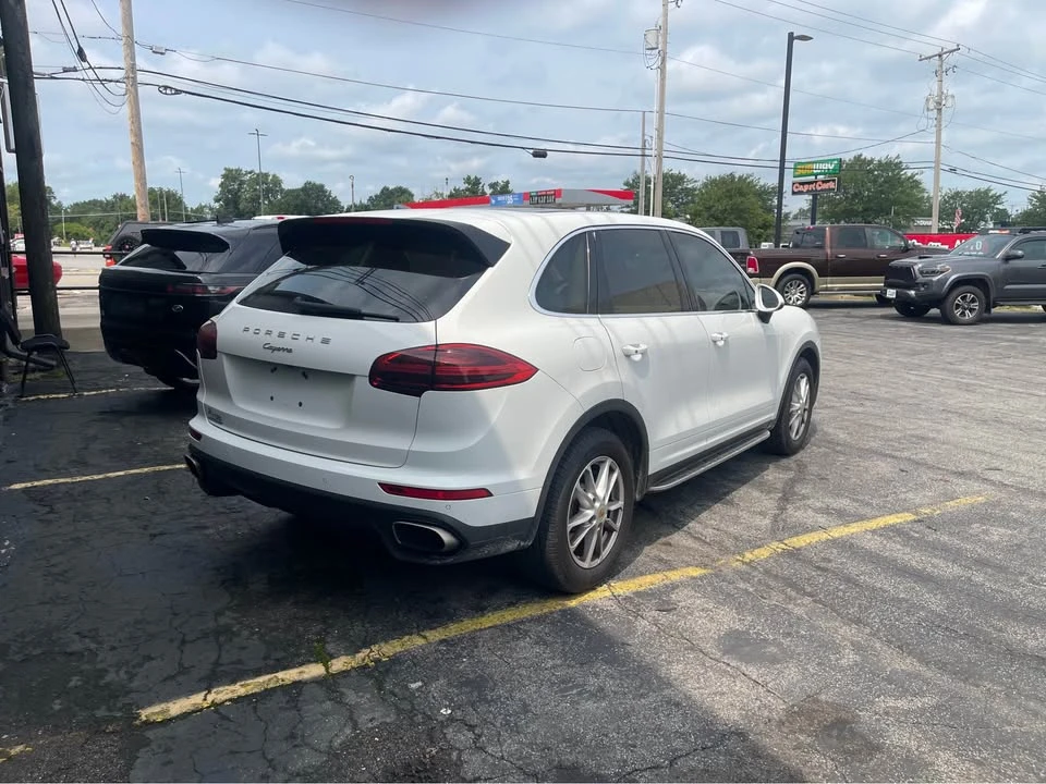 2016 Porsche 958 Cayenne - Image 4 of 13