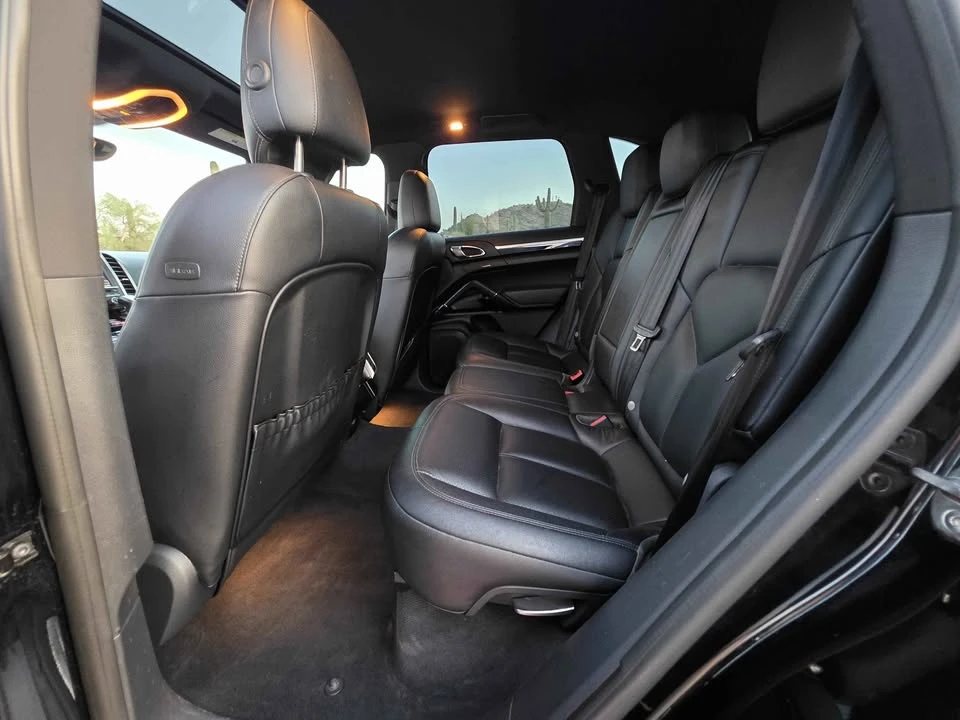 2016 Porsche 958 Cayenne - Image 11 of 18