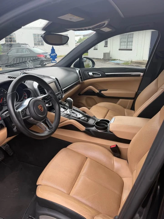 2016 Porsche 958 Cayenne - Image 7 of 13