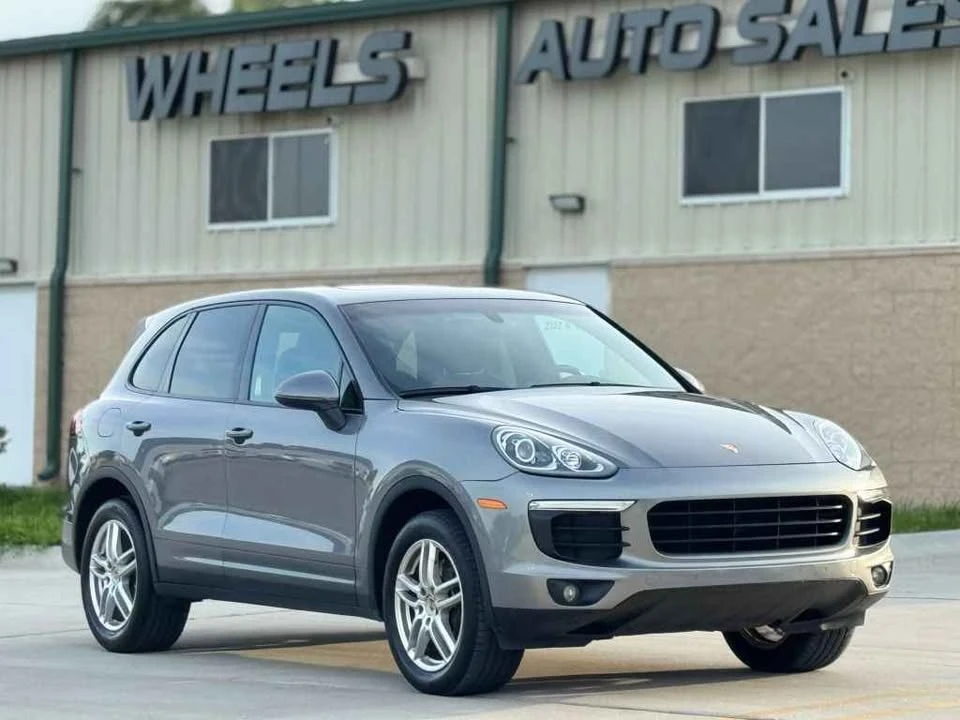 2016 Porsche 958 Cayenne - Image 10 of 20