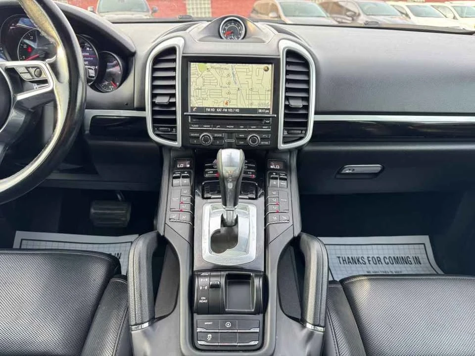 2016 Porsche 958 Cayenne - Image 17 of 20