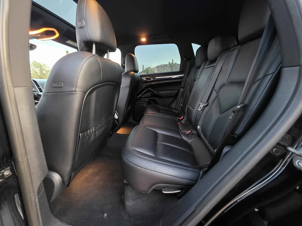 2016 Porsche 958 Cayenne - Image 10 of 14