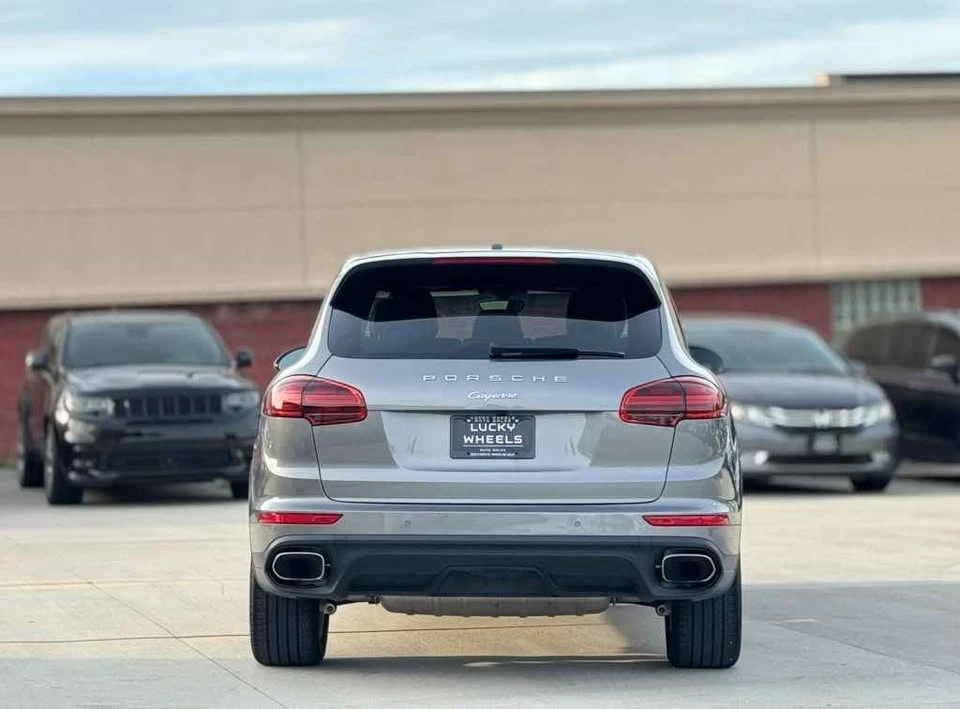 2016 Porsche 958 Cayenne - Image 6 of 20