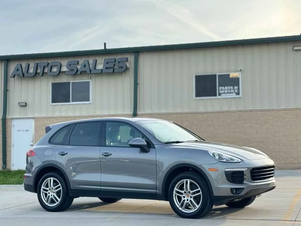 2016 Porsche 958 Cayenne - Image 9 of 20