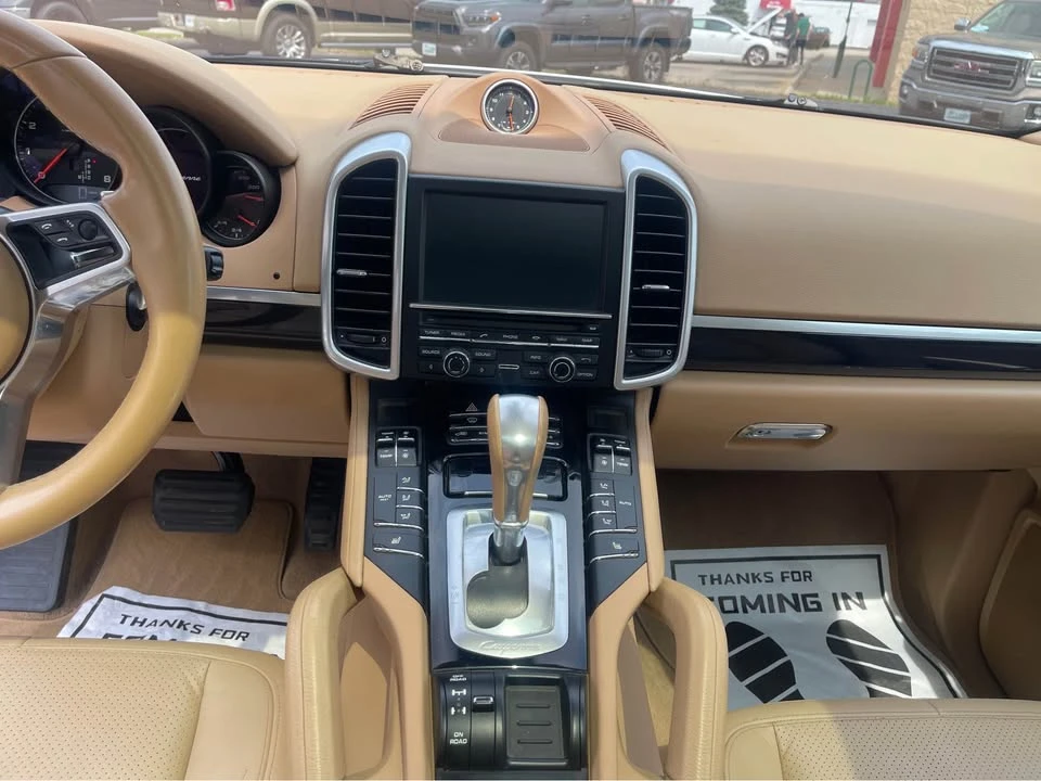 2016 Porsche 958 Cayenne - Image 13 of 13