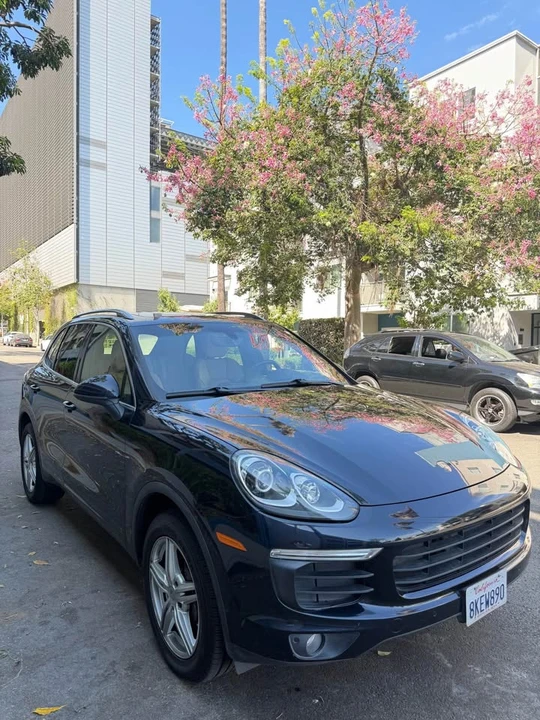 2016 Porsche 958 Cayenne - Image 3 of 16