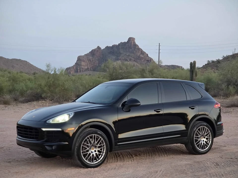 2016 Porsche 958 Cayenne - Image 17 of 18