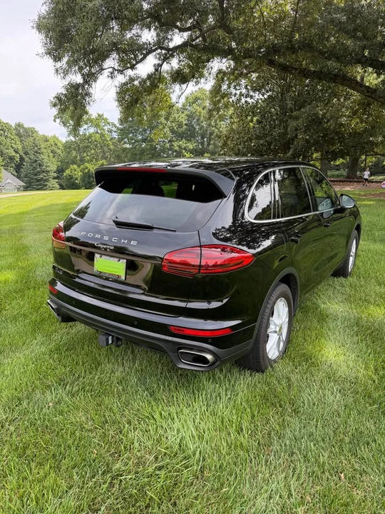 2016 Porsche 958 Cayenne - Image 2 of 6
