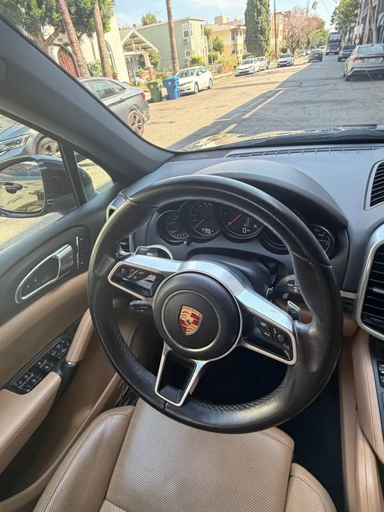 2016 Porsche 958 Cayenne - Image 12 of 16